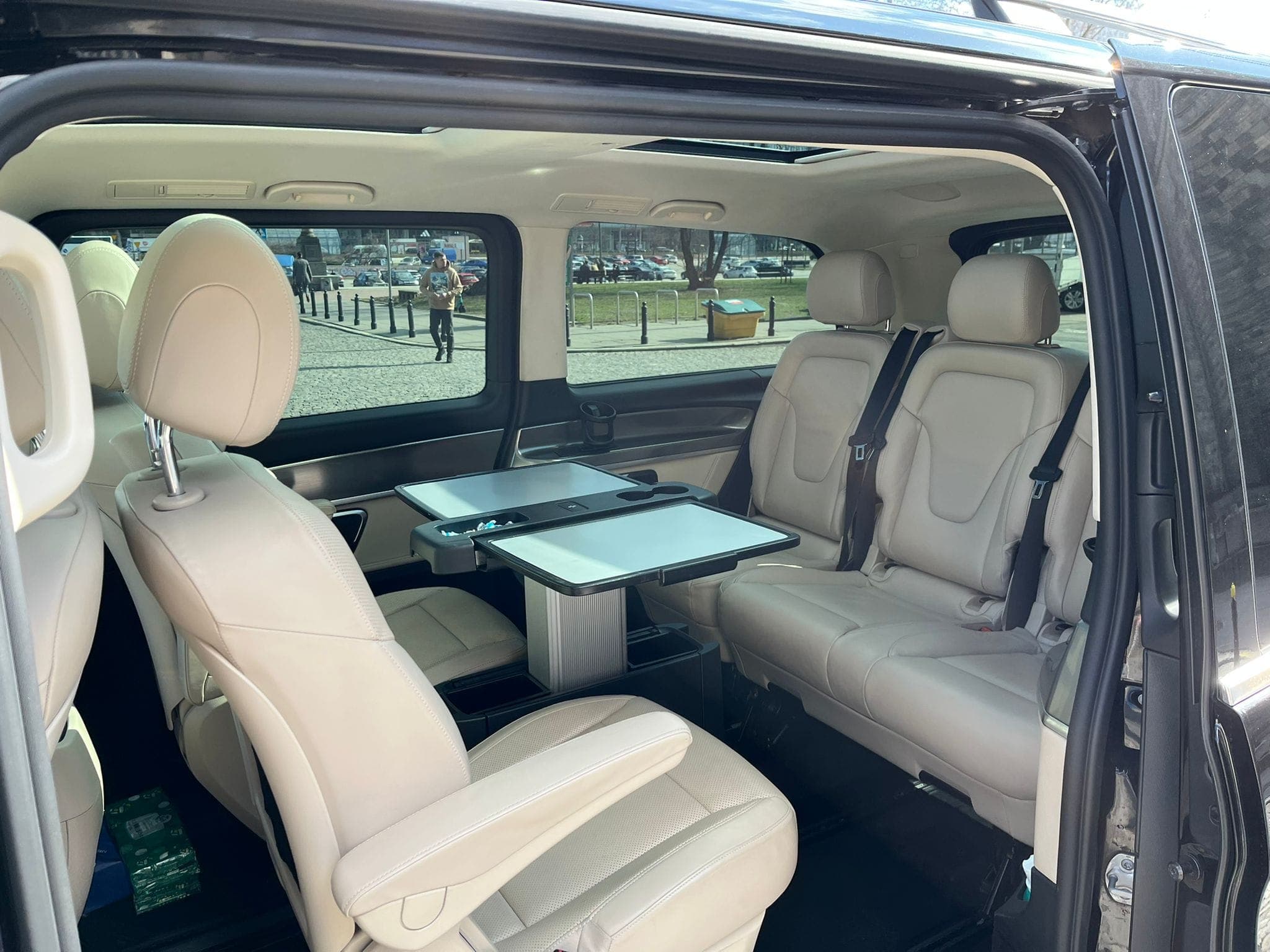 Mercedes V-Class VIP Senzati — view 4